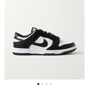 Nike women panda size 9 low. Worn a handful of times, excellent condition